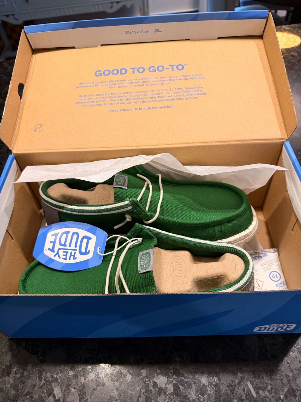 Hey Dude Men’s 7 NWT Lightweight Green Slip-On Shoes